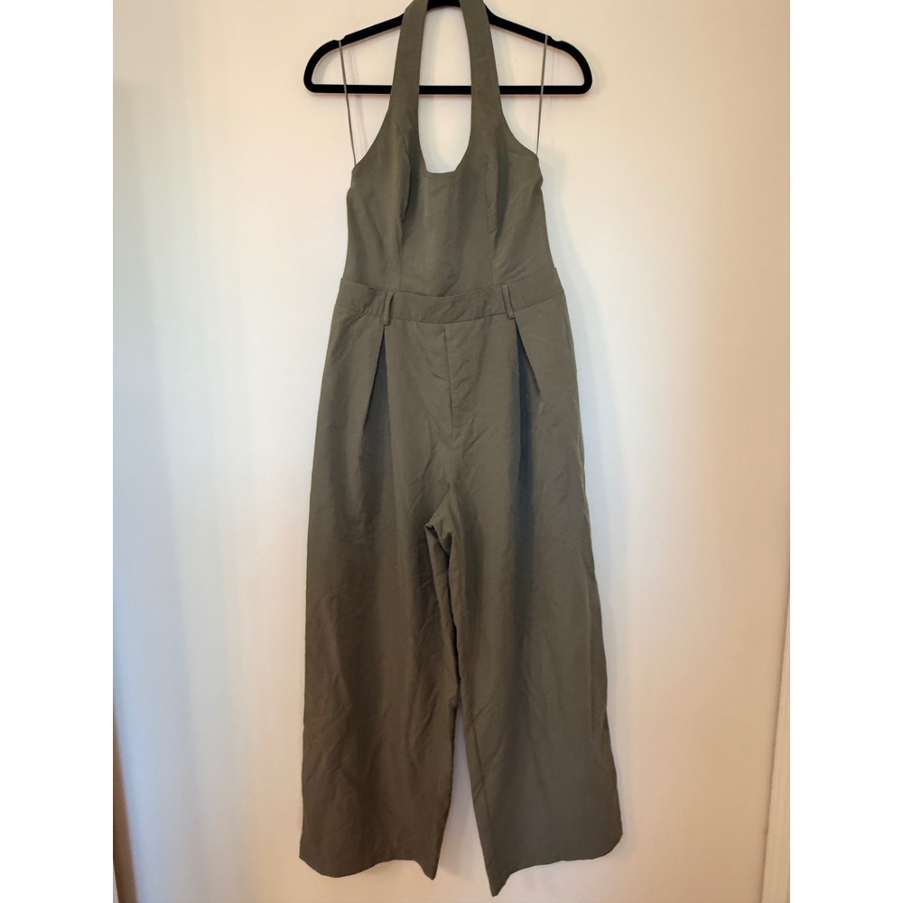Boohoo Olive Green Halter Neck Wide Leg Jumpsuit Size 6 Pleated Front